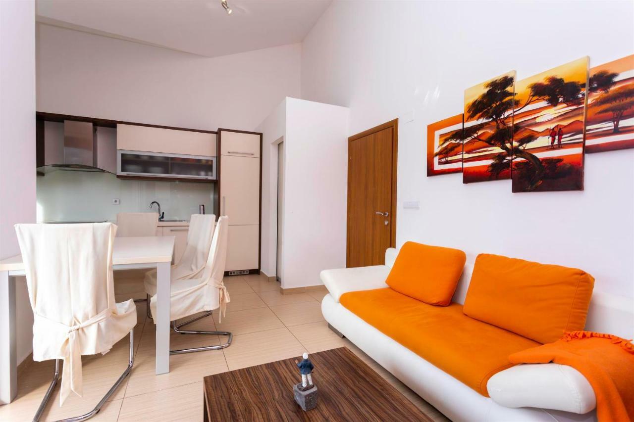 Seafront Apartment Soline With Seaview Exterior photo